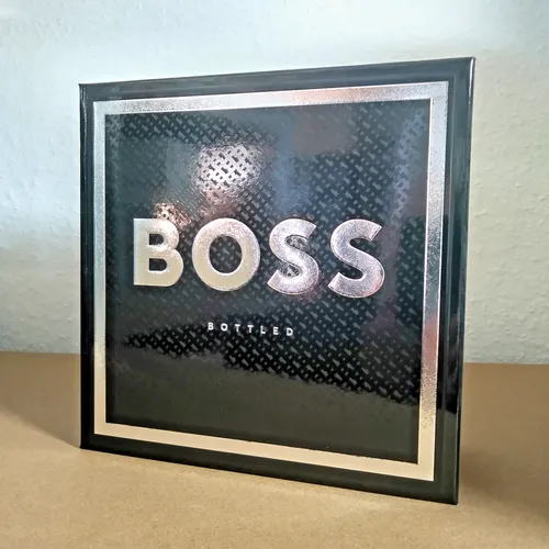 HUGO BOSS BOTTLED Parfüm Geschenkset - 200ml Eau de Toilette + 75ml Deo-Stick - Herren Parfüm Geschenkset mit 200ml Eau de Toilette und 75ml Deo-Stick, ideal für jeden Anlass und mit einem maskulinen Duft aus Lavendel, Minze und Sandelholz.