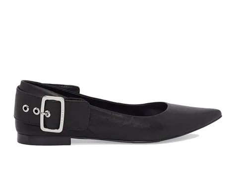 Diesel Damen Ballerina MOMY D-MOMY BAT SHOES #602 (EUR 36) - Elegante Ballerinas von Diesel aus 100 % Ziegenleder. Mit einem stilvollen Riemen und einer bequemen Gummisohle sind sie ideal für den modischen Alltag.
