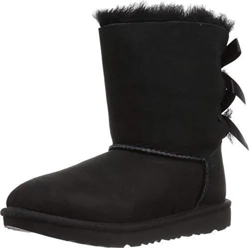 UGG Unisex Kinder Bailey Bow II Classic Boot, Schwarz, 22 EU - Stiefel für Mädchen, mit süßem Schleifen-Design und warmem, weichem Innenfutter für optimalen Komfort.
