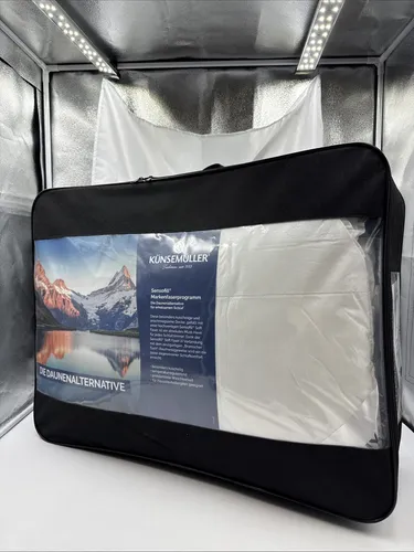 Künsemüller Microfaserbettdecke Finesse Warm 155x220 - Allergikergeeignete Bettdecke mit Daunen-Feeling, ideal für extra warme Nächte. Maschinenwaschbar und trocknergeeignet, perfekt für Schlafzimmer und Gästezimmer.