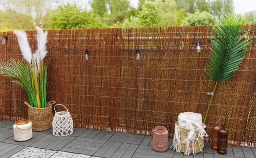 Weidenmatte 1,5 x 3 m - Balkonblende aus Holz - Dekorative Balkonblende aus hochwertigem Holz, ideal für mehr Privatsphäre und ein ansprechendes Ambiente. Maße: 300 cm x 150 cm.