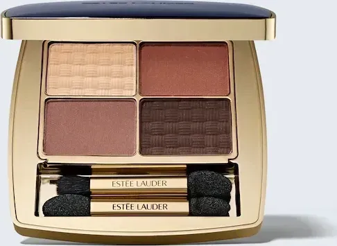 ESTÉE LAUDER Pure Color Eyeshadow Quad - Gallery Hop - Make-up Palette für ikonische Augen, entwickelt für reife Haut. Genießen Sie lebendige Farben mit 8 Stunden Haltbarkeit und einem sofortigen Weichzeichner-Effekt.