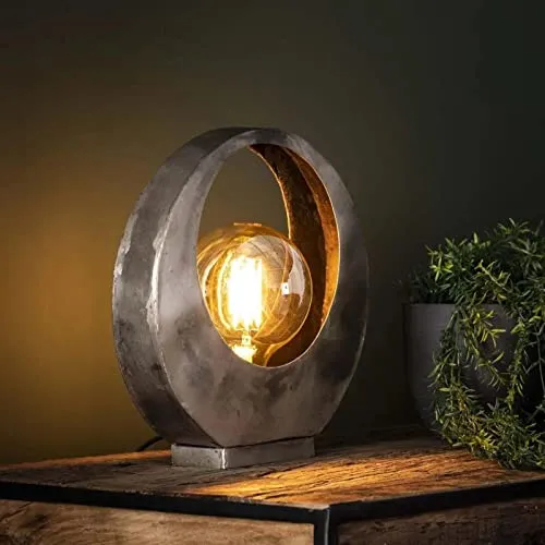 famlights Tischleuchte Lorena in Altsilber E27 - Nachttischleuchte im industriellen Vintage-Design, langlebig und nachhaltig aus robustem Kunststoff und Metall, ideal für gemütliche Akzente im gesamten Wohnraum.