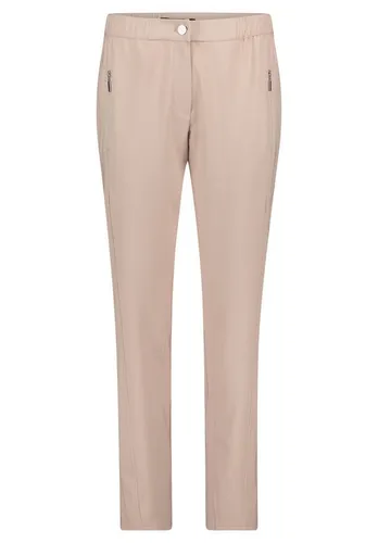 Betty Barclay Klassische 7/8 Hose Powder Pearl 48 - Elegante 7/8 Hose mit Relaxed Fit und Reißverschlusstaschen. Ideal für vielseitige Outfits und bequem im Alltag. Schrittlänge 72 cm, Fussweite 30 cm.