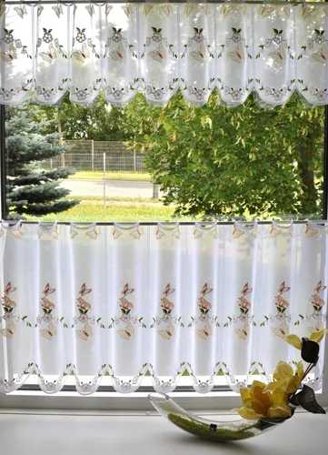 Stickereien Plauen Schmetterling Scheibengardine - Transparente Voile-Gardine mit buntem Schmetterlingsdesign, ideal für individuelle Fensterdekoration. Maße: 193 cm x 30 cm, Aufhängung über Stangendurchzug. Pflegeleichtes, strapazierfähiges Material.