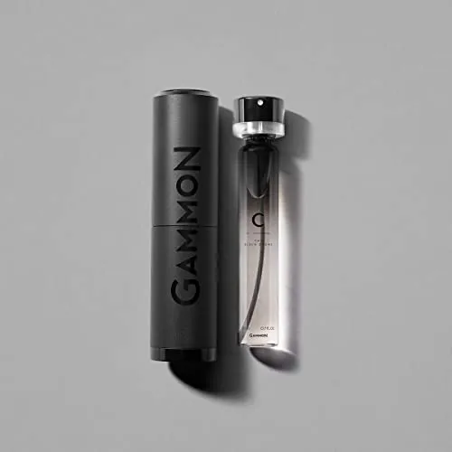 GAMMON Black Notes Parfum Starter C (1x20 ml) – Frisch-holziger Duft für Männer - Eau de Parfum für Herren mit 20% Parfum-Öl, kombiniert Zitrusfrüchte und Zedernholz für abenteuerlustige Entdecker. Inklusive hochwertigem Aluminium Suit, perfekt für unterwegs.