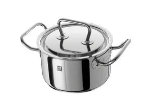 Zwilling Kochtopf Twin Classic 2,0 L – Backofengeeignet und Ergonomisch - Hochwertiger Edelstahl-Kochtopf mit 2,0 L, backofengeeignet und ideal für kleinere Gerichte. Genießen Sie gleichmäßige Wärmeverteilung und ergonomischen Halt beim Kochen!