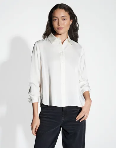 OPUS Damen Langarmbluse FANDA | Nachhaltige Viskose Hemdbluse in Milk, Größe 38 - Damenblusen aus nachhaltiger Viskose, modernes Design trifft auf zeitlose Eleganz – ideal für stilvolle Outfits und ein angenehmes Tragegefühl.