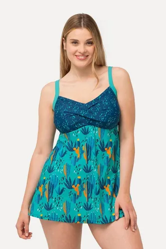 Ulla Popken Plus Size Badekleid mit Kakteen-Motiv - Badeanzüge für Damen mit Softcups, aus recyceltem Material, perfekt für stilvolle und nachhaltige Schwimmbadbesuche.