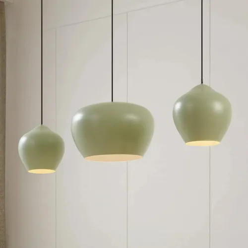 Lucande Hängeleuchte Malisa - 3 x 15 W LED - Hängeleuchte im skandinavischen Stil mit dreiflammiger Metallkonstruktion. Ideal für Wohnzimmer, Esszimmer oder Küche, bietet sie anpassbare Helligkeit für jede Stimmung.