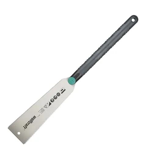 wolfcraft Japansäge I 6951000 - Beidseitig verzahnte Ryoba Handsäge - Feinsägen für Holz und Kunststoff, ideal für präzise Schnitte mit geringem Kraftaufwand dank ergonomischem Griff und speziell gehärteten Zähnen.