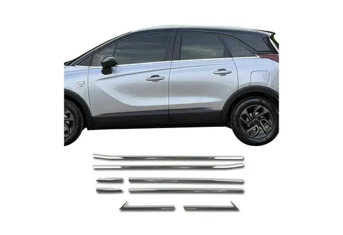 OMAC Zierleisten-Aufkleber für Opel Crossland X (2017-2025), 8-teilig - Langlebige, rostbeständige Fensterleisten-Zierleisten in Silber. Einfache Installation und Reinigung für einen stilvollen Look Ihres Fahrzeugs.