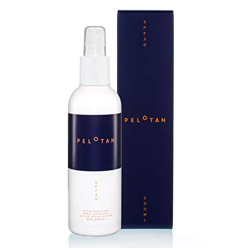 PELOTAN Sonnenschutzspray Sports Sunscreen SPF30 | 200 ml - Das PELOTAN Sonnenschutzspray SPF30 schützt effektiv vor UVA- und UVB-Strahlen. Es zieht schnell ein, ist wasser- und schweißfest und ermöglicht ungestörtes Training. Ideal für Sportler, die Wert auf maximale Leistung legen.