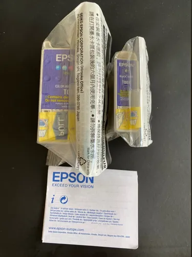 Epson T009 Tintenpatrone - 66 ml Multi-Color - Druckerpatronen für Epson Stylus Photo 900/1270/1290, bietet hervorragende Druckqualität und eine Reichweite von ca. 330 Seiten bei 5% Deckung.