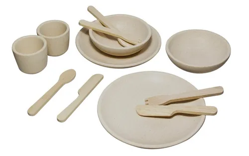 Plantoys Spielgeschirr Geschirrset - Spiel-Geschirr aus hochwertigem Holz, ideal für kreative Rollenspiele und geeignet für Kinder ab 2 Jahren.