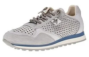 Cetti C-848 V25-26 - Herren Sneaker in Used-Tin-Stone - Sportliche Cetti Sneaker aus echtem Leder mit modernem Design. Der elastische Schnürverschluss sorgt für perfekten Halt, während die flexible Gummisohle für Komfort bei jedem Schritt sorgt.