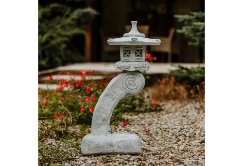Gartenfigur Japanische Rankei Steinlaterne – Frostsicher & Handgefertigt - Elegante Steinlaterne aus frostfestem Beton, ideal für die Gartendekoration. Handgefertigt und langlebig, bringt sie asiatischen Flair in Ihren Außenbereich.