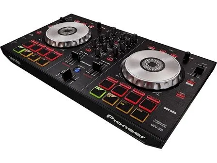 Pioneer DDJ-SB DJ-Controller für Serato DJ + Intro - DJ Controller für Einsteiger, kompakt und transportabel, mit intuitiver Benutzeroberfläche und neuem Filter Fade für nahtlose Mixe.