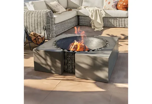 Loberon Feuerstelle Charonville - Stylisches Design-Objekt für den Garten, handgefertigte Feuerschale aus Zement und Gusseisen, ideal für gemütliche Abende im Freien.