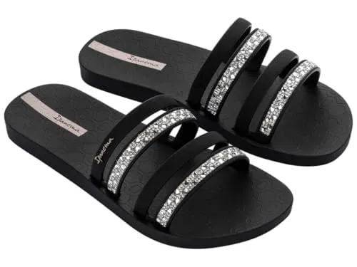 Ipanema Damen CHIC Slide FEM Schiebe-Sandalen, Black/BEIGE, 37 EU - Wanderschuhe mit glamourösen Stein- und Kristallverzierungen für einen edlen Look. Bequeme, rutschfeste Innensohle sorgt für hohen Tragekomfort, ideal für stilvolle Sommerausflüge.