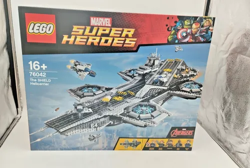 LEGO 76042 The SHIELD Helicarrier - Limitierte Auflage - LEGO Bausatz mit 2996 Teilen, ideal für Sammler und Marvel-Fans. Das originale Set aus 2015 ist neu und originalverpackt.