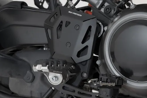 SW-Motech Bremspumpen-Schutz Schwarz passt für Harley-Davidson Pan America(21-)