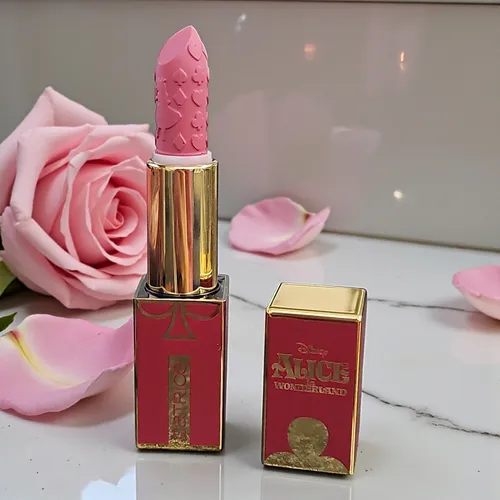 Catrice Lippenstift Disney Alice in Wonderland Matt C02 It's All In Your Head 😍