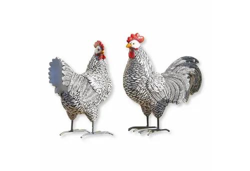 Loberon Huhn 2er Set Mannis, handbemalt - Tierfiguren & Tierstatuen, realistisch handbemalt und langlebig, ideal für kreative Gartendekoration mit zwei individuellen Designs.