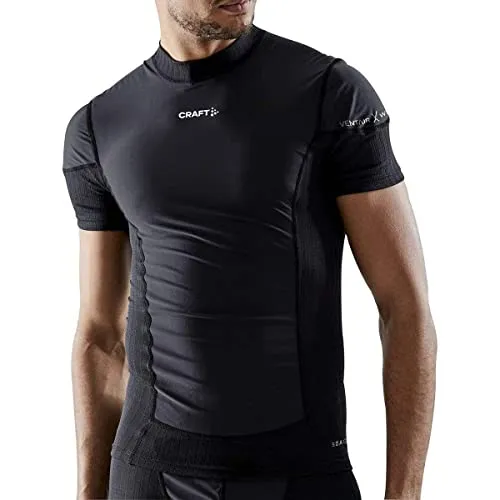 Craft Active Extreme X Wind Kurzarm-Baselayer für Herren, Schwarz M - Hochfunktionelles Baselayer-T-Shirt mit Windschutz, ideal für kaltes Wetter und intensive Aktivitäten. Aus recyceltem SEAQUAL-Stoff für umweltbewusste Leistung und optimalen Feuchtigkeitstransport.