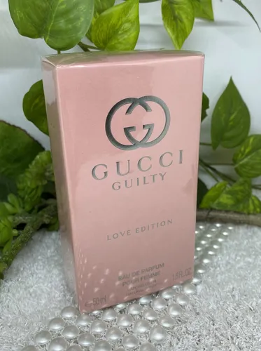 GUCCI GUILTY Love Edition EDP 50ml - Limitiertes Eau De Parfum - Damen Eau de Parfum in blumig-süßer Duftnote, ideal für besondere Anlässe. Limitiert und perfekt für Frauen, die das Außergewöhnliche suchen.
