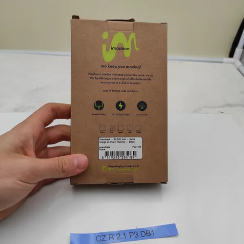 iMoshion® Powerbank 20000 mAh - Dunkelblau mit Schnellladefunktion - Leistungsstarke Powerbank mit 20.000 mAh: Lade bis zu 3 Geräte gleichzeitig über USB-A und USB-C. Kompakt und ideal für unterwegs, perfekt für Reisen und Festivals.