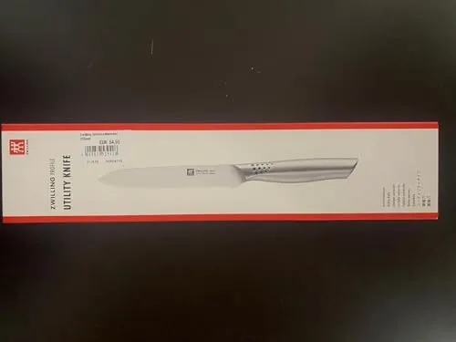 ZWILLING Profile Universalmesser 13 cm - Hochwertiges Profi Kochmesser - Kochmesser mit eisgehärteter Friodur Klinge für hohe Schärfe und Flexibilität. Ergonomisches Design für komfortable Handhabung, ideal für präzise Schnitte von Obst, Gemüse und mehr.
