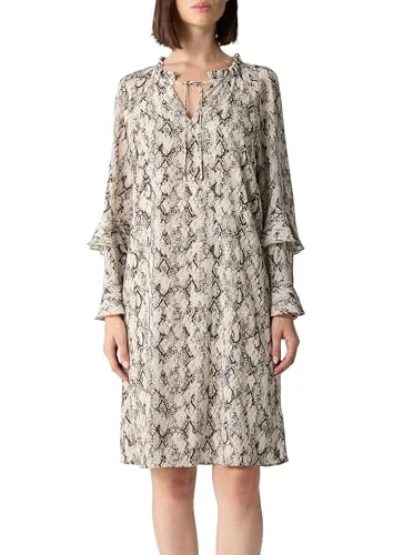 Comma Chiffonkleid mit Animal-Print und Volant-Details - Elegantes Chiffonkleid mit tierischem Muster, Rundhalsausschnitt und verspielten Volantärmeln. Ideal für besondere Anlässe und sorgt für einen stilvollen Auftritt.