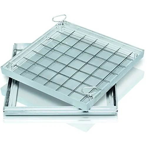 ZARGES Schachtabdeckung Aluminium 1000 x 1000 mm - Einzelteile für Schacht- & Steigleitern, begeh- und befahrbar, hohe Belastbarkeit bis 12,5 t, leicht zu öffnen mit konischer Profilkonstruktion und EPDM-Dichtung für optimale Dichtheit.
