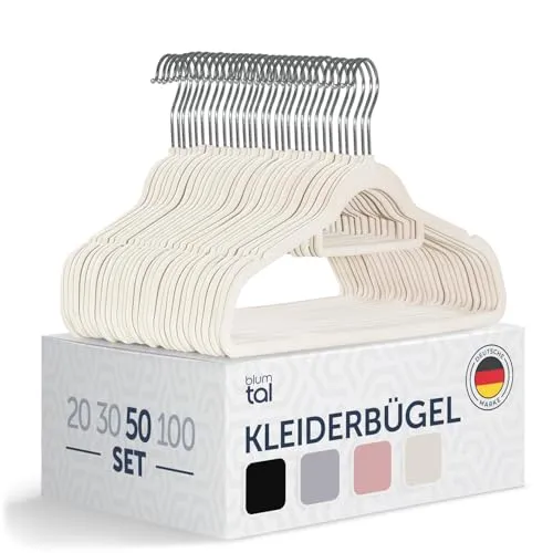 Blumtal Rutschfeste Kleiderbügel - 50-tlg. Samtoptik mit Krawattenhalter - Kleiderbügel-Set mit 50 Teilen, platzsparend und 360° drehbar. Ideal für eine elegante Garderobe, die gleichzeitig rutschfest und umweltbewusst ist.