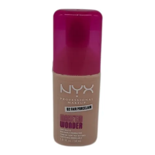NYX Professional Makeup Make ‘Em Wonder Foundation 02 Fair Porcelain 30 ml - NYX Professional Makeup Make ‘Em Wonder, 30 ml, für einen perfekten Teint. Diese leicht mattierende Foundation sorgt für eine gleichmäßige Hautfarbe und ist ideal für natürliche und gewagte Looks. Wasserfest und langanhaltend!