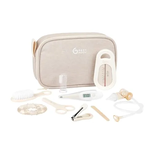 Babymoov Babypflege-Set 7967063 - 10-teilig - Praktisches 10-teiliges Babypflege-Set von Babymoov mit nützlichen Utensilien wie Fieberthermometer, Nasensauger und Beißring. Ideale Unterstützung für die tägliche Babypflege, alles kompakt in einer Tasche.