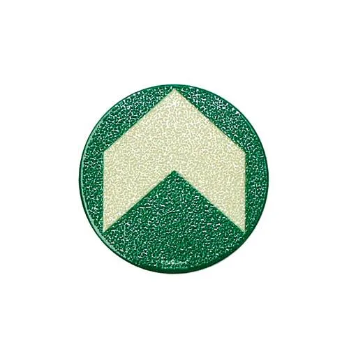SafetyMarking Bodenmarkierung, Ø 9,5 cm, nachleuchtend, Fluchtwegpfeil, 10 Stück - Sonstige Elektroinstallationsartikel, langnachleuchtend bis zu 50 Stunden, selbstklebend und rutschfest für optimale Sicherheit in Notfällen.