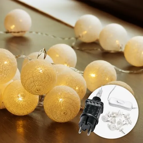 COZY HOME LED-Lichterkette Cotton Balls - 20 warme LED für kreative Deko - Weihnachtsbeleuchtung mit 20 warmweißen Baumwoll-Cotton Balls, ideal für stimmungsvolle Indoor-Dekoration und energieeffizient im Netzbetrieb.