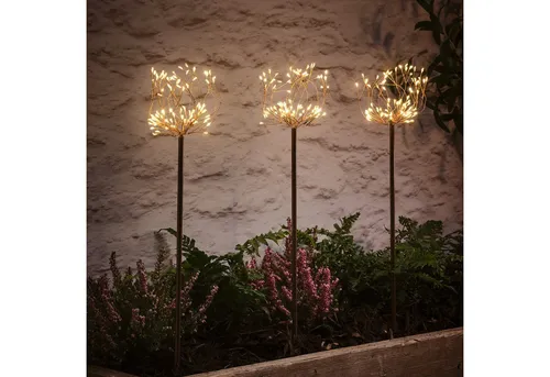 Lights4fun LED Gartenleuchte 3er Set Micro LED Stableuchten - Verleihen Sie Ihrem Garten mit diesem 3er Set stabiler Micro LED Leuchten einen eleganten Akzent. Die warmweißen Blüten und flexible Lichteffekte sorgen für stimmungsvolle Abende im Freien. Einfach zu installieren mit Erdspießen!