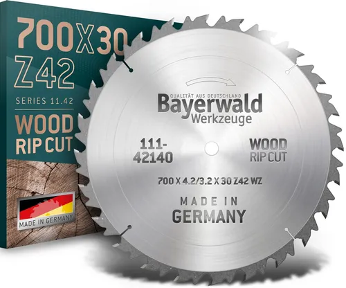 Bayerwald Kreissägeblatt HM 700 x 4.2/3.2 x 30 Z42 WZ - Kreissägeblätter für präzise Längs- und Querschnitte in Holz und Plattenwerkstoffen. 100% Made in Germany, besonders langlebig und ideal für Brennholz-Zuschnitte.