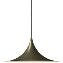 GUBI Semi Pendelleuchte Ø 47 cm - Dark Cocoa Glossy - Elegante Pendelleuchte mit Durchmesser 47 cm. Hochwertiges Metall und glänzendes Finish in Dark Cocoa. Ideal für stilvolle Akzente in jedem Raum.