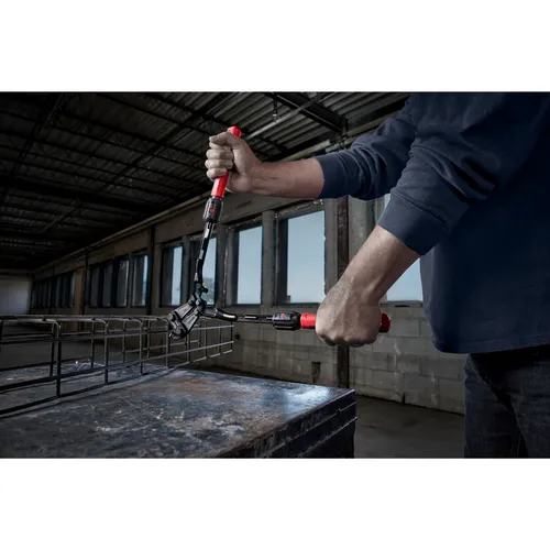 Milwaukee Bolzenschneider ausziehbar 14Zoll 18Zoll (355.60 mm) - Robuster Bolzenschneider mit ausziehbarem Griff für optimale Hebelwirkung und müheloses Schneiden. Ideal für den professionellen Einsatz.