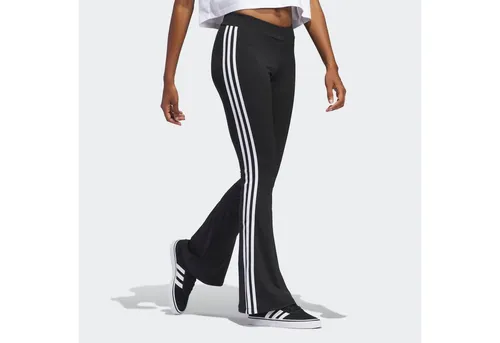 adidas Originals Flared Leggings mit Label-Print in Black, Größe XS - Trainingsbekleidung mit modernem Schnitt, weichem Material und Stretch-Anteil für optimale Bewegungsfreiheit und stylische Akzente durch Labeltypische Streifen.