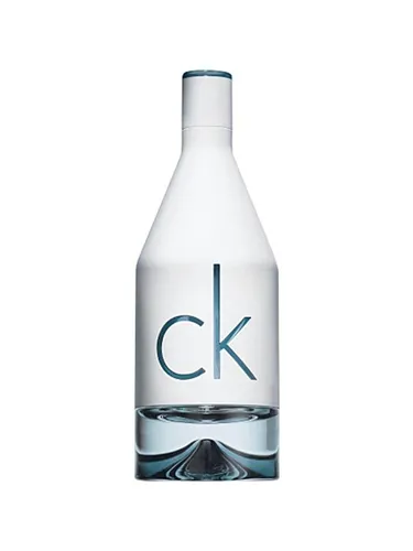 Calvin Klein CKIN2U Him EDT 100 ml - Frischer und aromatischer Holzduft für Männer, ideal für den modernen Alltag. Das stylische Flakon-Design macht CKIN2U Him zu einem echten Hingucker.