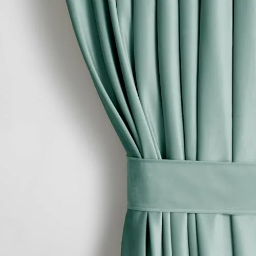 AmeliaHome Set Vorhang Velvet Optik Minze 245x140 cm - Schiebevorhänge in modischer Minze, Halbverdunkelung mit bis zu 77% Verdunkelungsgrad, inklusive Raffhalter für elegante Fensterdekoration.