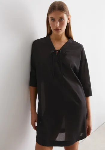 Marc O'Polo Strandkleid - Leichtes Tunika-Kleid mit seitlichen Schlitzen - Kleider für den Sommer, aus 100% Polyester, bequem und lässig mit V-Ausschnitt und seitlichen Schlitzen für optimale Bewegungsfreiheit.