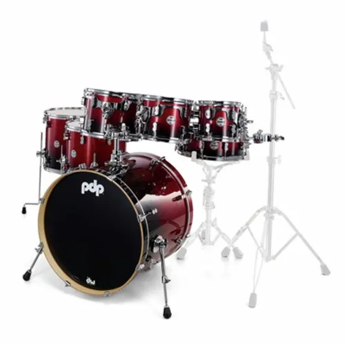 PDP Concept Maple Shell Set Red to Black Fade - Schlagzeugset mit lackierten Kesseln aus europäischem Ahorn, inklusive DW Suspension Tom Mount System und Remo-Fellen für erstklassigen Klang und Performance.