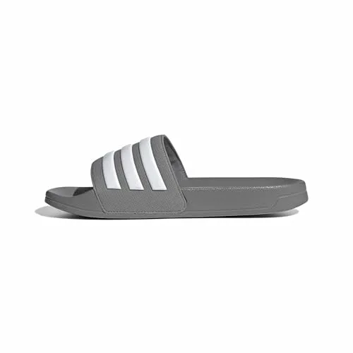 adidas Adilette Shower Sandalen - Hell Grau - Größe 4 - Badeschuhe für Komfort und Stil, ideal für den Strand oder die Dusche mit einem klassischen Design und hochwertigem Material.