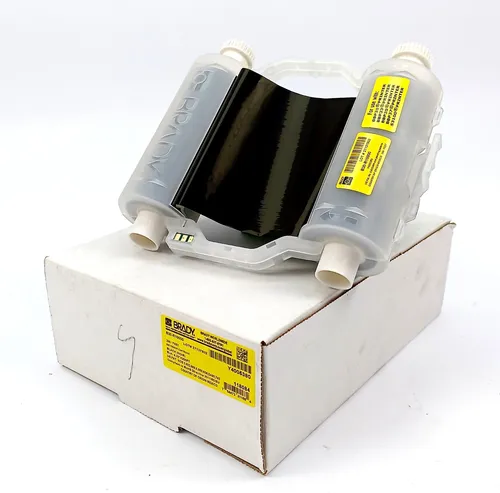 Brady Farbband 1 Schwarz für BBP31 - Sonstiges Druckerzubehör – Hochwertiges Farbband in Schwarz, speziell für den Brady BBP31 Drucker entwickelt, sorgt für klare und langlebige Druckergebnisse.